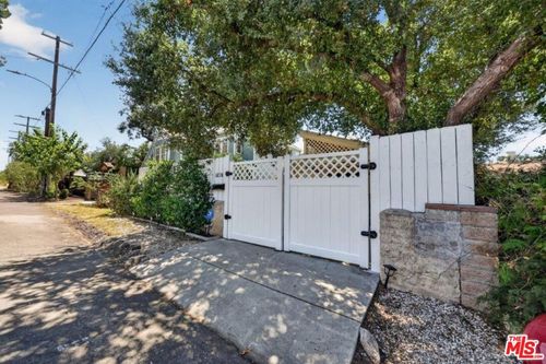 6838 Haywood St, Tujunga, CA, 91042-2850 | Card Image