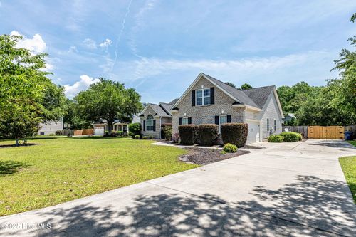 220 Everett Yopp Dr, Sneads Ferry, NC, 28460-9448 | Card Image
