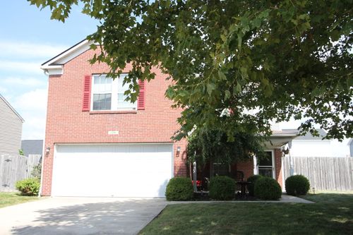 1296 King Maple Dr, Greenfield, IN, 46140-7123 | Card Image