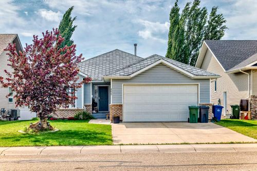 4827 56 Avenue, Innisfail, AB, T4G1Y7 | Card Image