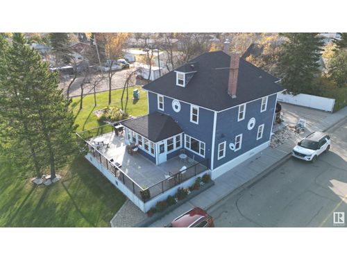 4705 50 St, Mayerthorpe, AB, T0E1N0 | Card Image