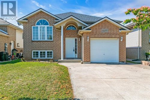 4277 Spago Cres, Windsor, ON, N9G2Z7 | Card Image
