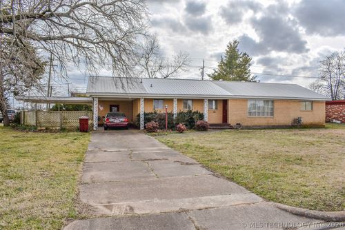 1414 E Kirk St, Hugo, OK, 74743-3604 | Card Image