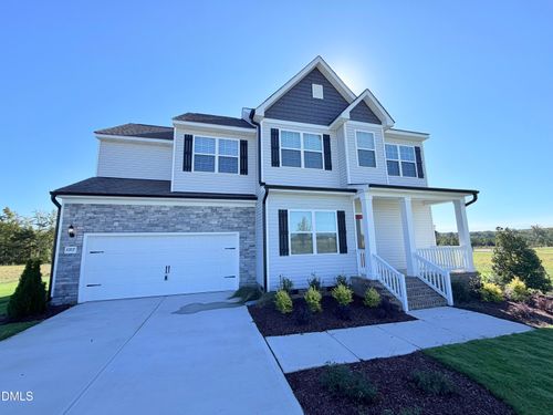 10707 Farmall Dr, Middlesex, NC, 27557-8695 | Card Image