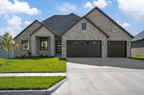 5558 E Cavalcade Ln, Springfield, MO, 65802-6062 | Card Image