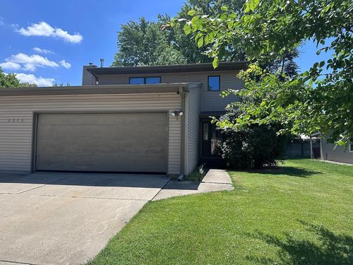 b-3305 Halifax Drive, Champaign, IL, 61822 | Card Image