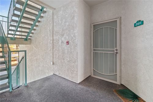 apt-2101-3550 Bay Sands Dr, Laughlin, NV, 89029-1312 | Card Image