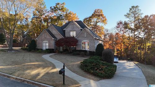 4005 Milner Way, Hoover, AL, 35242-7326 | Card Image