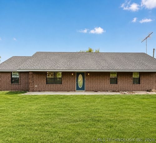 711 E Iowa St, Whitefield, OK, 74472-1677 | Card Image