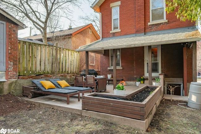 168 Paisley St, House other with 3 bedrooms, 1 bathrooms and 4 parking in Guelph ON | Image 44