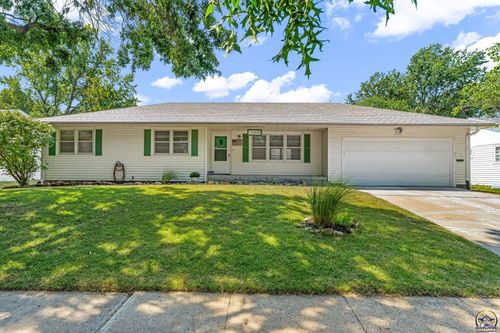 1901 Sw Village Dr, Topeka, KS, 66604-3713 | Card Image