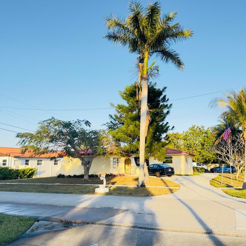 416 San Mateo Dr, Palm Springs, FL, 33461-1522 | Card Image