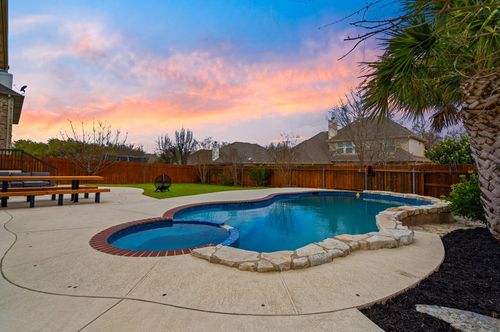 2002 Forest Hill Cv, Round Rock, TX, 78665-5613 | Card Image