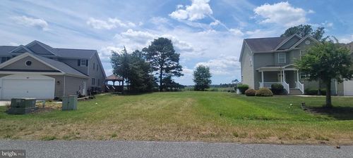 100 Robin Hood Trl, OCEAN PINES, MD, 21811-1687 | Card Image