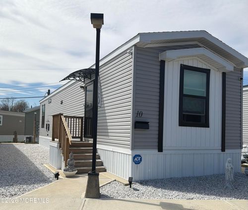10 Avenue B, Hazlet, NJ, 07734 | Card Image