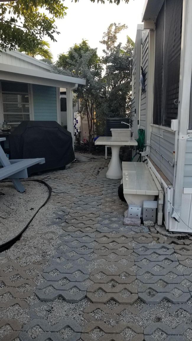 105- Outside patio-2 | Image 15