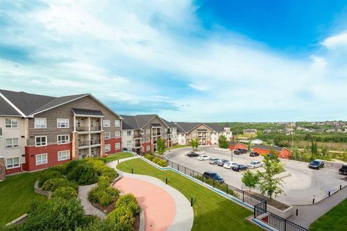 545-26 Val Gardena View Sw, Calgary, AB, T3C0P6 | Card Image