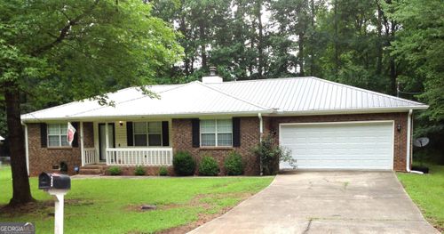 35 Woodland Dr, Weaver, AL, 36277-4235 | Card Image