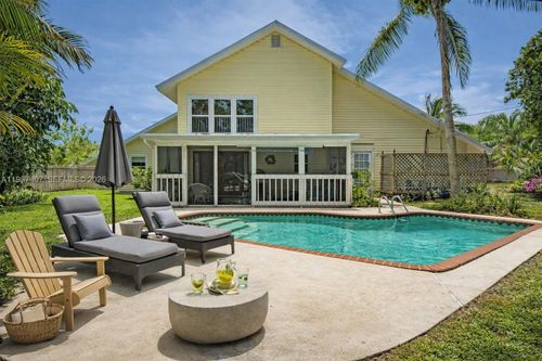 8075 Se Palm St, Hobe Sound, FL, 33455-4032 | Card Image