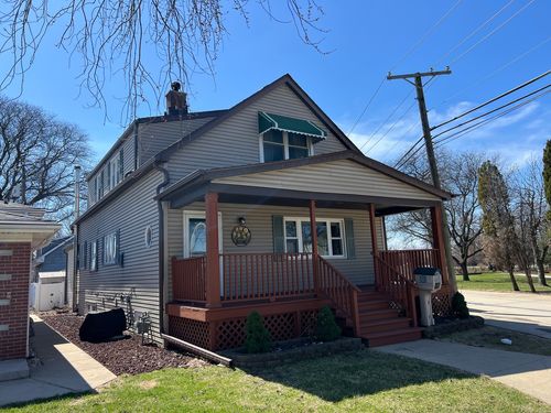 7813 W 65th Pl, Bedford Park, IL, 60501-1911 | Card Image