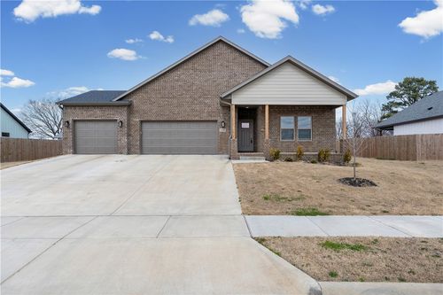 2208 Riggins Ave, Pea Ridge, AR, 72751-2046 | Card Image