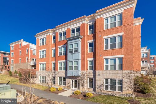 unit-1-1951 Reston Valley Way, RESTON, VA, 20191-1451 | Card Image