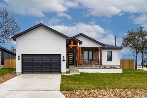 8227 Old Austin Rd, Selma, TX, 78154-3470 | Card Image