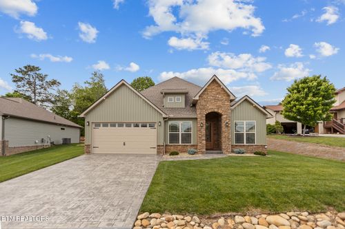205 Chogi Ln, Loudon, TN, 37774-3050 | Card Image
