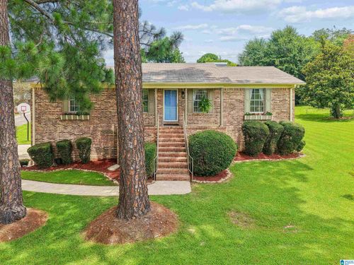 136 1st Way, Pleasant Grove, AL, 35127-2759 | Card Image