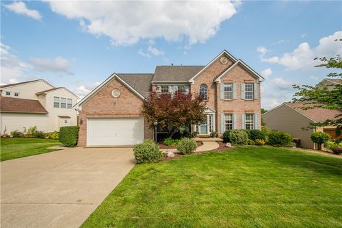 197 Valley View Dr, Rostraver Township, PA, 15012-9622 | Card Image