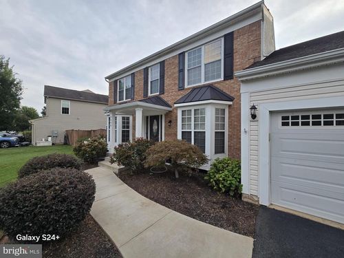 9540 Oakenshaw Dr, MANASSAS, VA, 20110-5863 | Card Image
