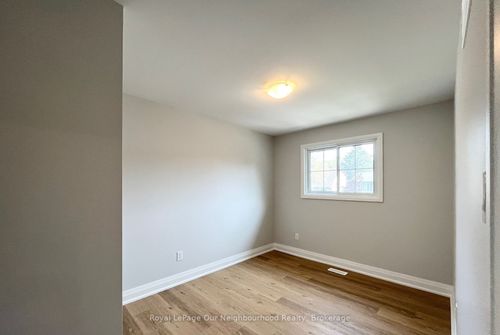 main-26 Oren Blvd, Barrie, ON, L4N4M1 | Card Image