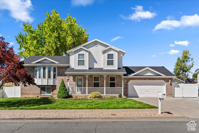 1100 , Clearfield, UT 84015