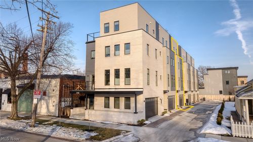 2149 Columbus Rd, Cleveland, OH, 44113-4229 | Card Image