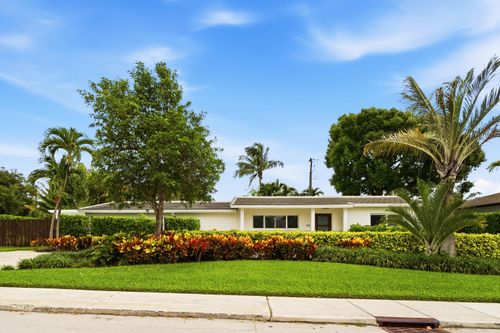 251 Gregory Pl, West Palm Beach, FL, 33405-5040 | Card Image