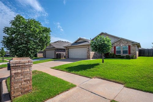 18828 Resto Ln, Edmond, OK, 73012-4023 | Card Image