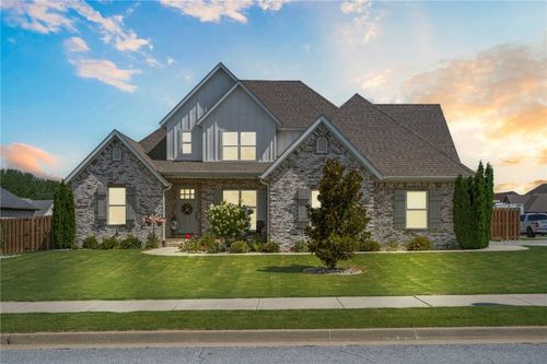 1711 Grace Pl, Bentonville, AR, 72713-3070 | Card Image