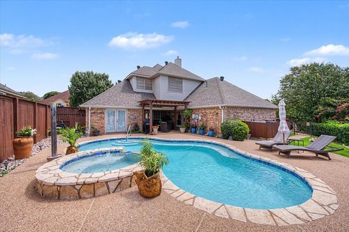 8820 Saint Annes Court, Fort Worth, TX, 76179 | Card Image