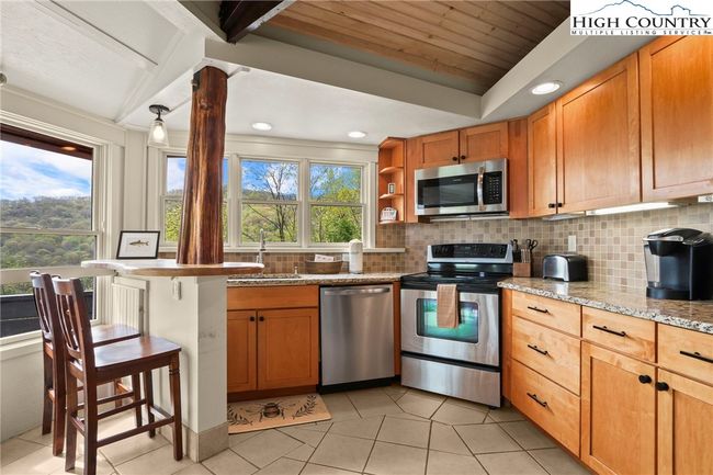 104 Longview Ct, House other with 2 bedrooms, 3 bathrooms and null parking in Seven Devils NC | Image 12