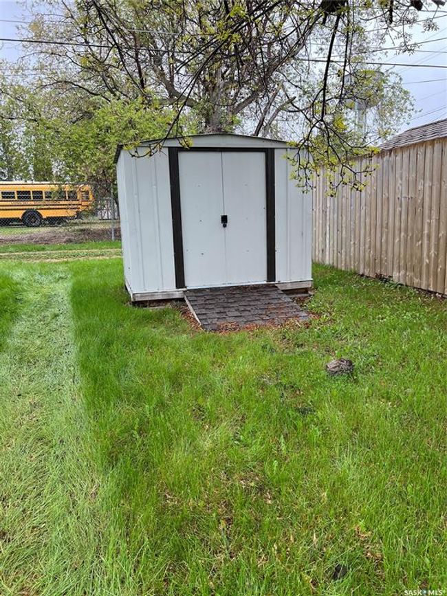 206 2 Nd St W, House other with 5 bedrooms, 2 bathrooms and 4 parking in Wilkie SK | Image 32