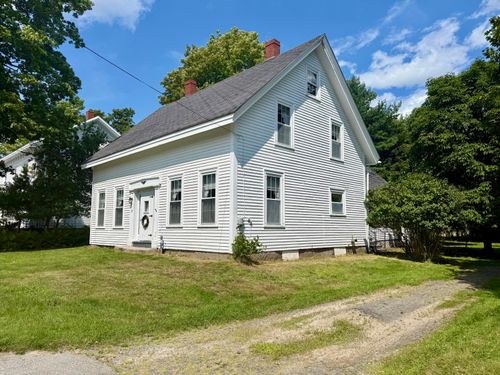 33 Center St, Machias, ME, 04654-1111 | Card Image