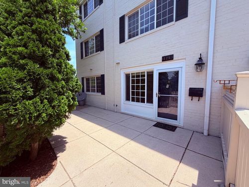 a-1425 N Van Dorn St, ALEXANDRIA, VA, 22304-1920 | Card Image
