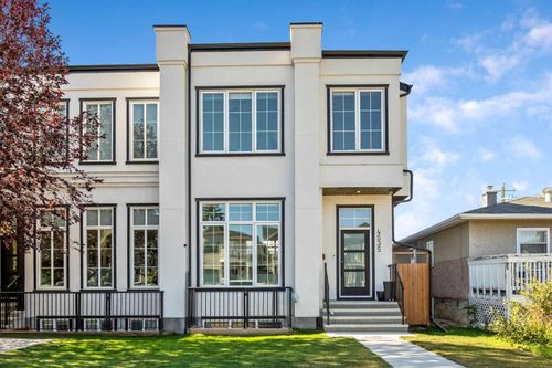 4535 20 Ave Nw, Calgary, AB, T3B0T7 | Card Image