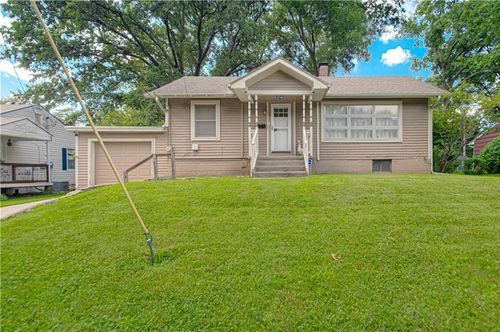 4748 Reinhardt Drive, Roeland Park, KS, 66205 | Card Image