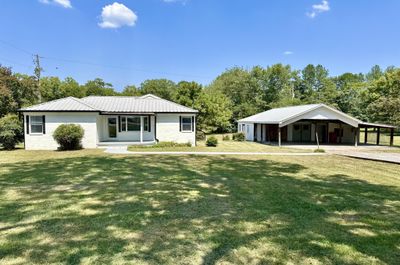 303 Lee Gordon Mill Road, House other with 3 bedrooms, 2 bathrooms and null parking in Chickamauga GA | Image 3