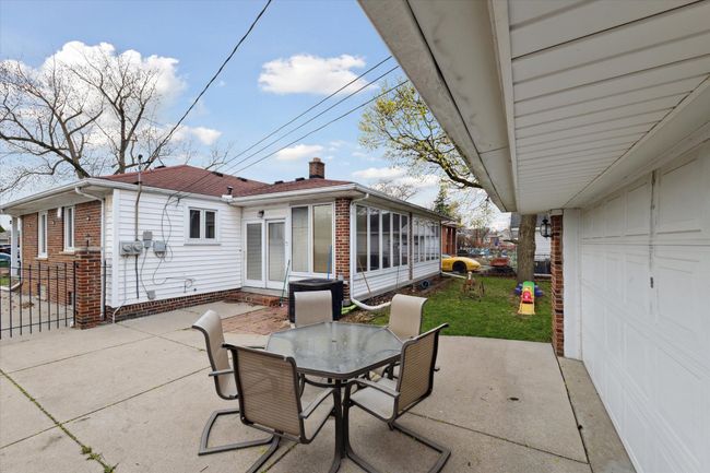 14828 Englewood Ave, House other with 3 bedrooms, 2 bathrooms and null parking in Allen Park MI | Image 38