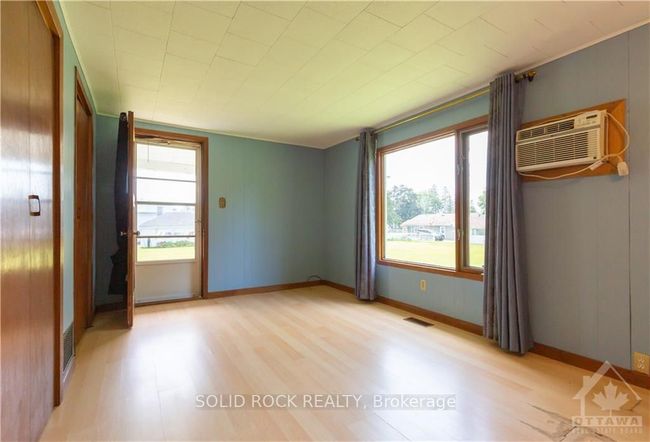 66 Augusta St, House other with 3 bedrooms, 2 bathrooms and 2 parking in South Dundas ON | Image 7