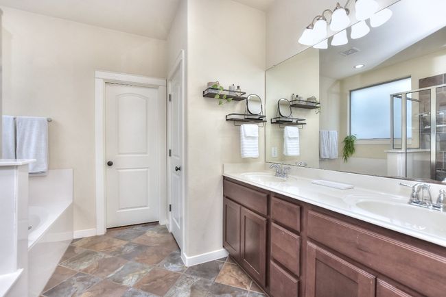 110 Chestnut Ct, House other with 4 bedrooms, 4 bathrooms and 4 parking in Georgetown TX | Image 22