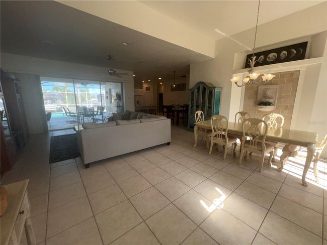 5011 Key Largo Dr, House other with 3 bedrooms, 2 bathrooms and null parking in PUNTA GORDA FL | Image 5