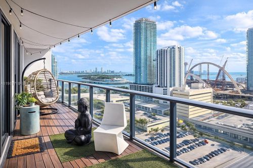 apt-2009-1600 Ne 1st Ave, Miami, FL, 33132-1260 | Card Image